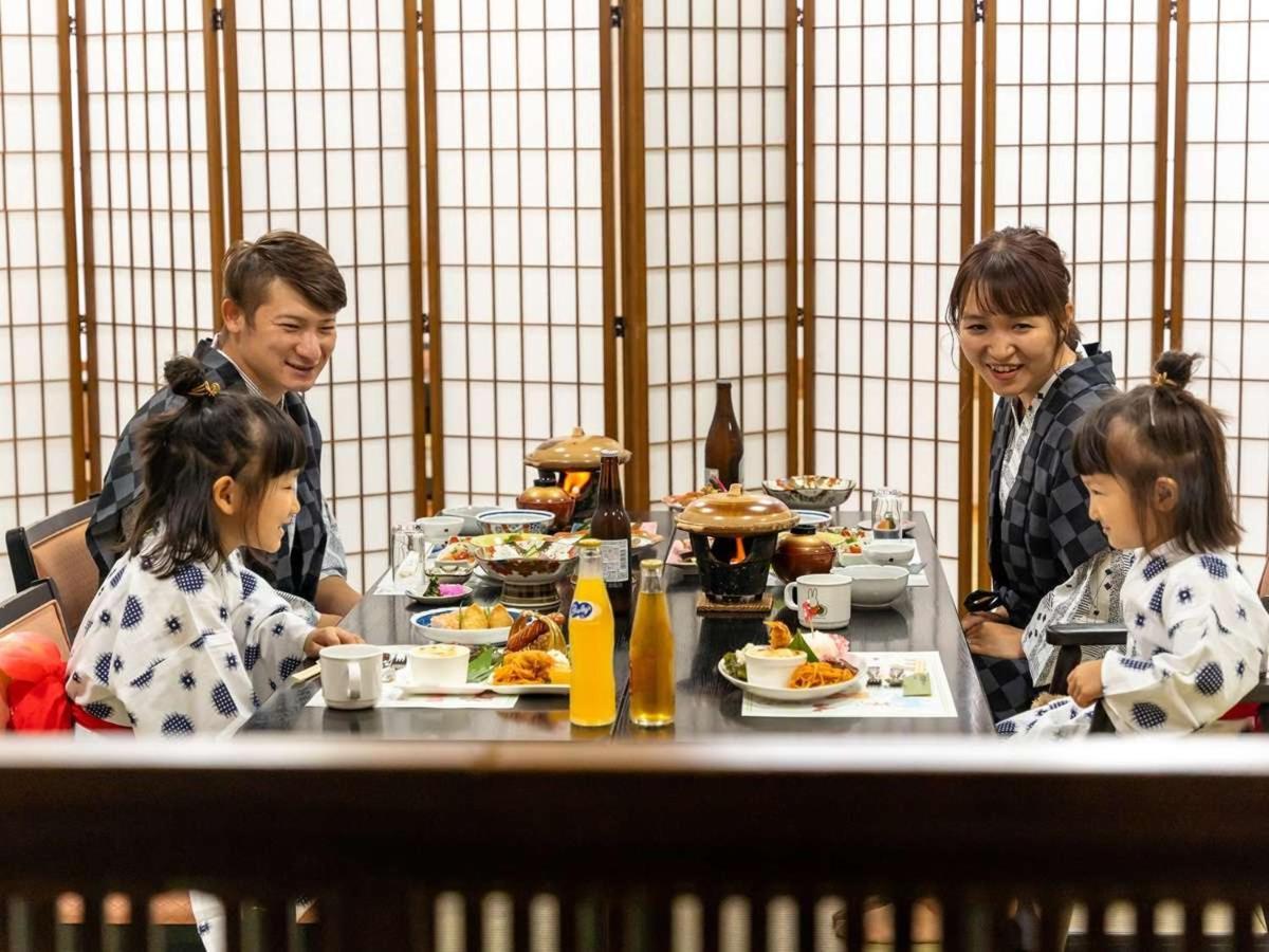 Hatsuneso Shinkan Ureshino Buitenkant foto