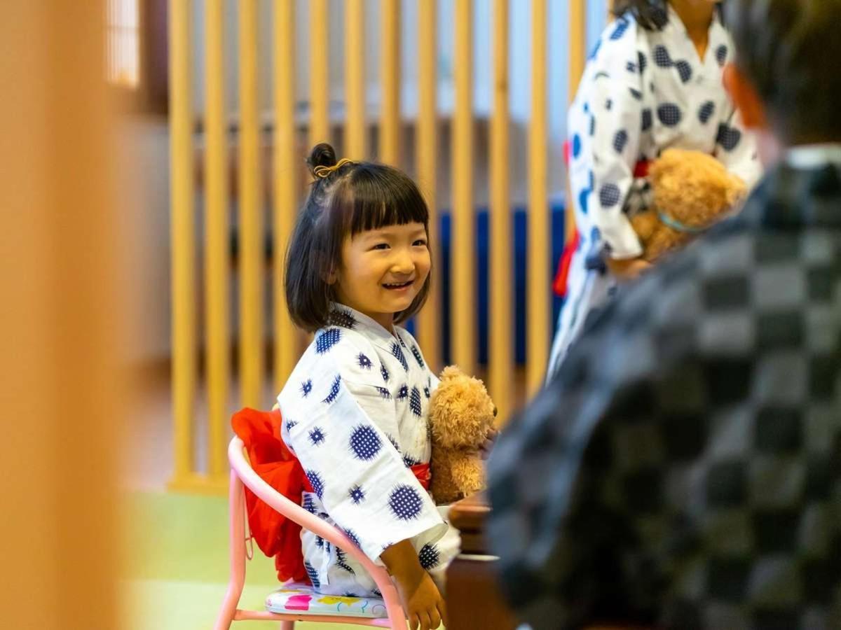 Hatsuneso Shinkan Ureshino Buitenkant foto